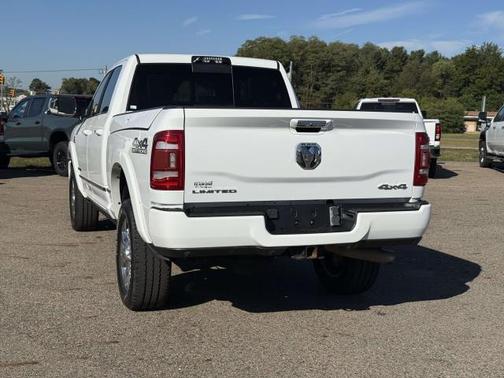 2022 RAM 2500 Limited Crew Cab 4x4 6'4' Box