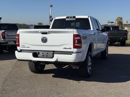 2022 RAM 2500 Limited Crew Cab 4x4 6'4' Box