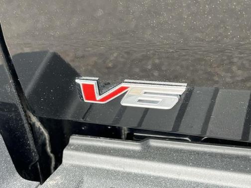 2022 GMC Canyon Base
