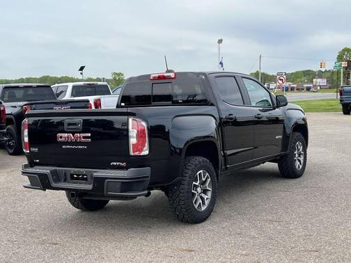 2022 GMC Canyon Base