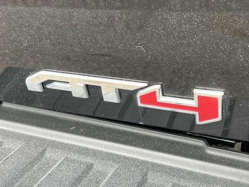 2022 GMC Canyon Base