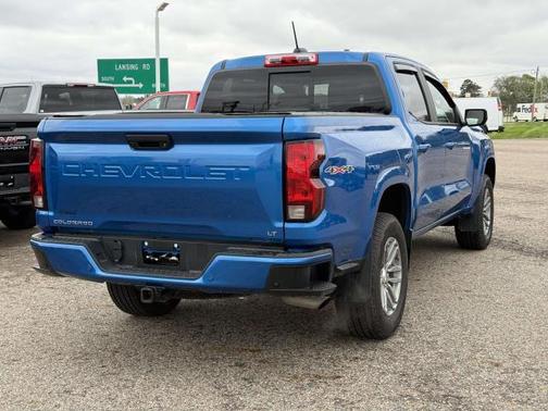 Glacier Blue Metallic 2024 Chevrolet Colorado LT