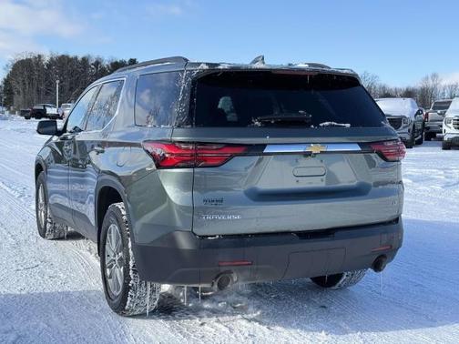 2022 Chevrolet Traverse LT Cloth