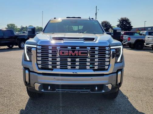 Sterling Metallic 2024 GMC Sierra 3500 Denali