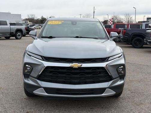 Sterling Gray Metallic 2025 Chevrolet Blazer 2LT