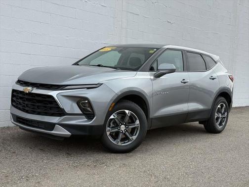 Sterling Gray Metallic 2025 Chevrolet Blazer 2LT
