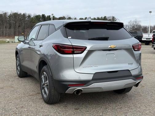 Sterling Gray Metallic 2025 Chevrolet Blazer 2LT