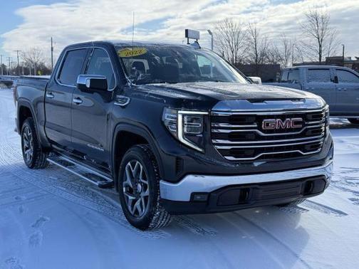 2022 GMC Sierra 1500 SLT