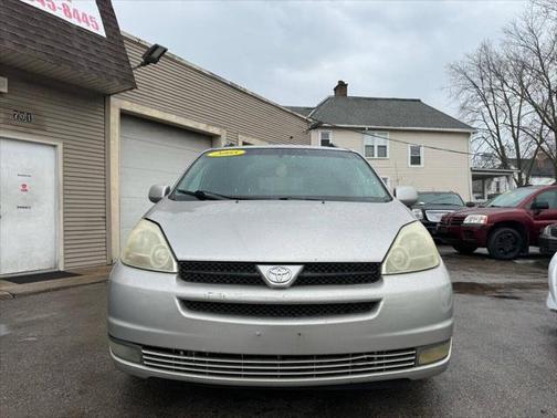 2005 Toyota Sienna XLE Limited