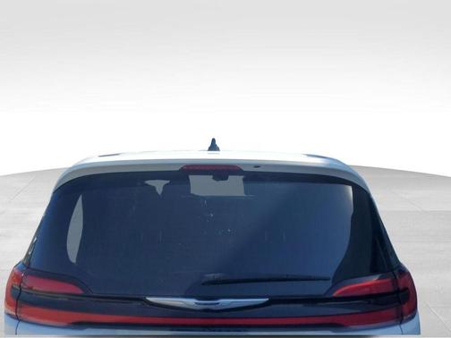 Bright White Clearcoat 2024 Chrysler Pacifica Hybrid Select