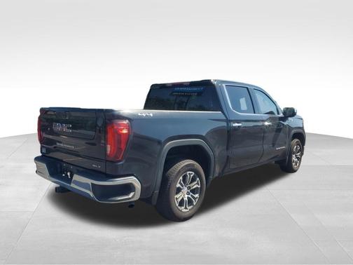 Onyx Black 2025 GMC Sierra 1500 SLT