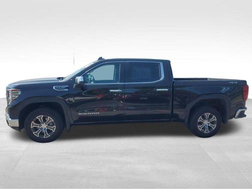 Onyx Black 2025 GMC Sierra 1500 SLT