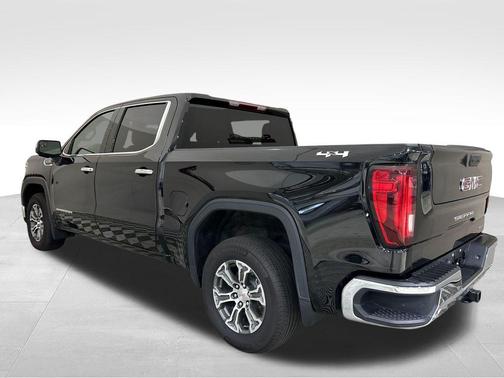 Onyx Black 2025 GMC Sierra 1500 SLT