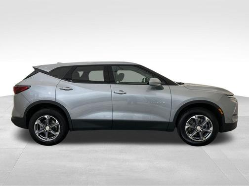 Sterling Gray Metallic 2025 Chevrolet Blazer LT