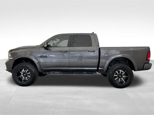 Granite Crystal Clearcoat Metallic 2018 RAM 1500 Sport