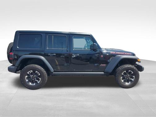 Black Clearcoat 2025 Jeep Wrangler Rubicon