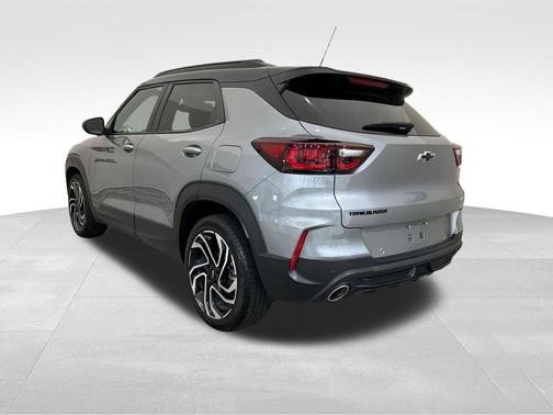 Sterling Gray Metallic 2024 Chevrolet Trailblazer RS