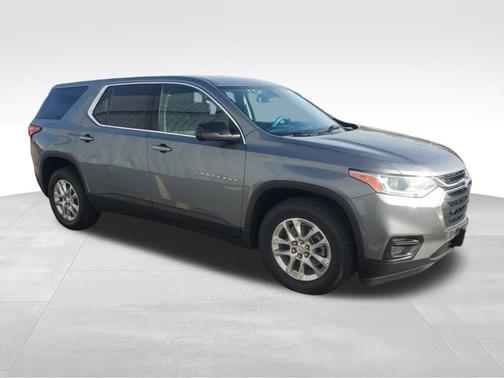 Satin Steel Metallic 2021 Chevrolet Traverse LS