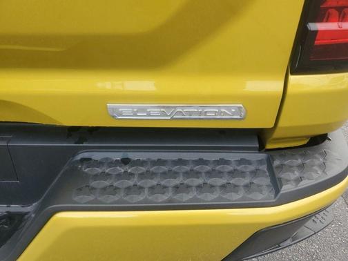 Solar Flare Metallic 2023 GMC Canyon Elevation