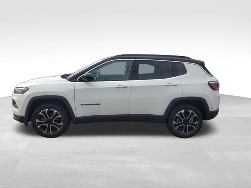 Bright White Clearcoat 2022 Jeep Compass Limited