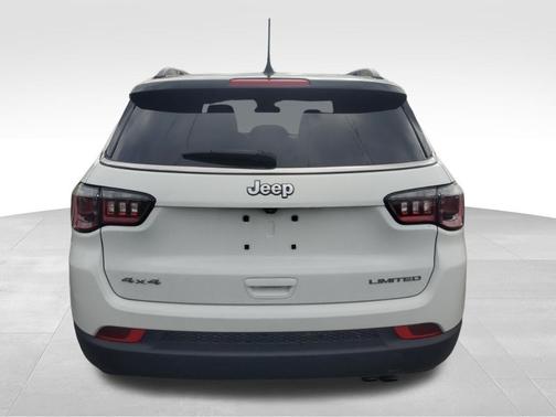 Bright White Clearcoat 2022 Jeep Compass Limited