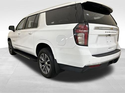 2022 Chevrolet Suburban LT
