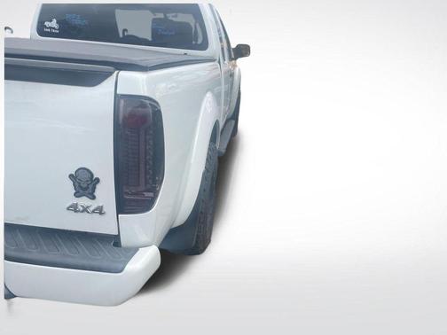 Glacier White 2020 Nissan Frontier S