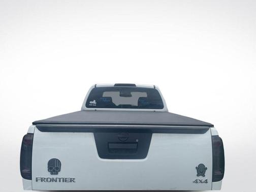 Glacier White 2020 Nissan Frontier S