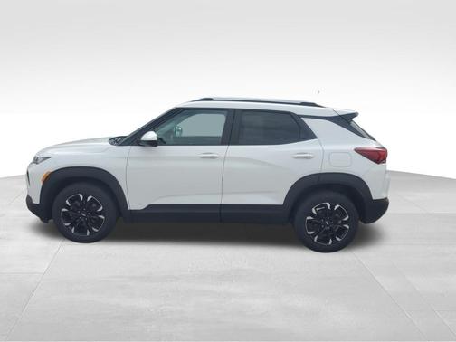 Summit White 2023 Chevrolet Trailblazer LT
