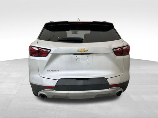 Silver Ice Metallic 2020 Chevrolet Blazer 1LT