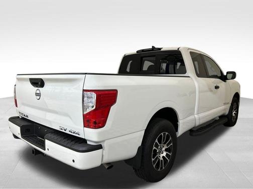 Glacier White 2024 Nissan Titan SV