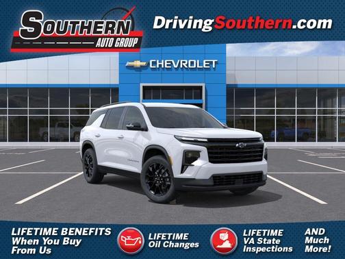 Summit White 2026 Chevrolet Traverse LT