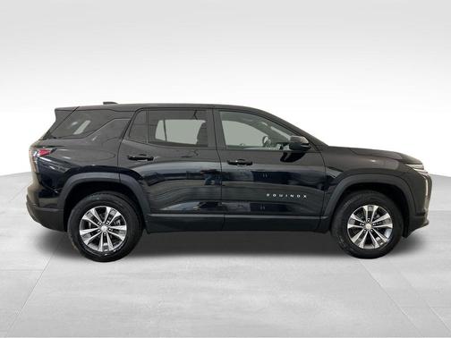 Mosaic Black Metallic 2025 Chevrolet Equinox LT