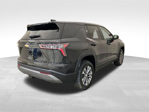 Mosaic Black Metallic 2025 Chevrolet Equinox LT
