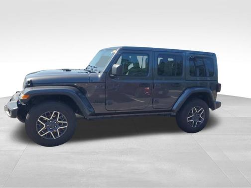 Granite Crystal Clearcoat Metallic 2025 Jeep Wrangler Sahara