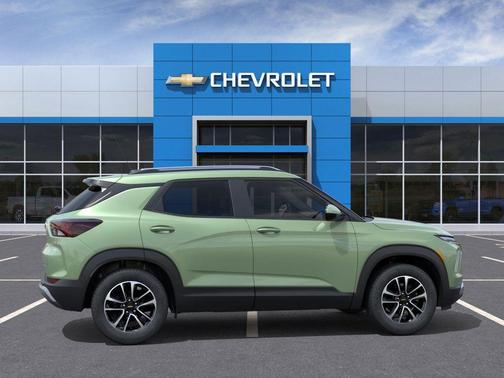 Green 2026 Chevrolet Trailblazer LT