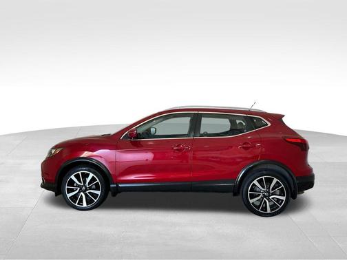 Palatial Ruby 2018 Nissan Rogue Sport SL