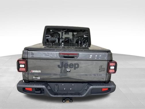 2024 Jeep Gladiator Sport