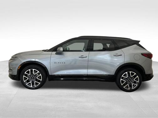 Sterling Gray Metallic 2024 Chevrolet Blazer RS