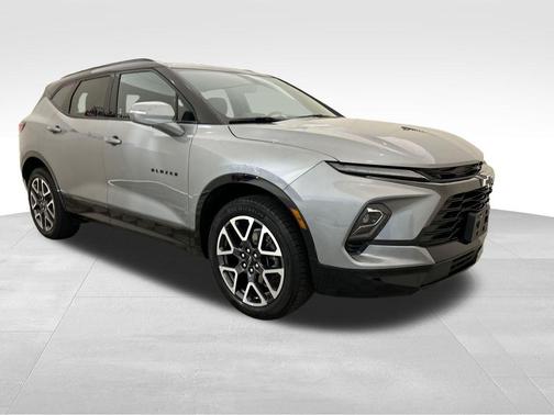 Sterling Gray Metallic 2024 Chevrolet Blazer RS