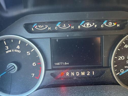 Blue 2017 Ford F-150 XLT