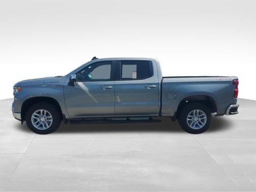 Sterling Gray Metallic 2023 Chevrolet Silverado 1500 LT