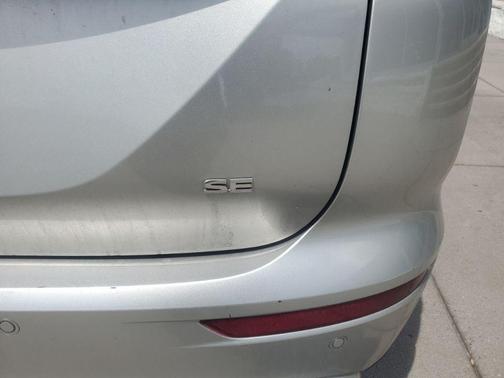 Silver 2024 Mitsubishi Outlander SE