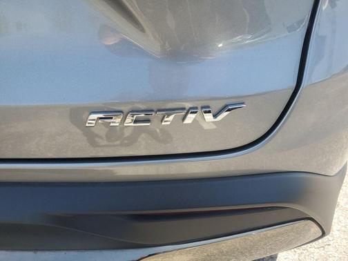 Sterling Gray Metallic 2025 Chevrolet Trax ACTIV