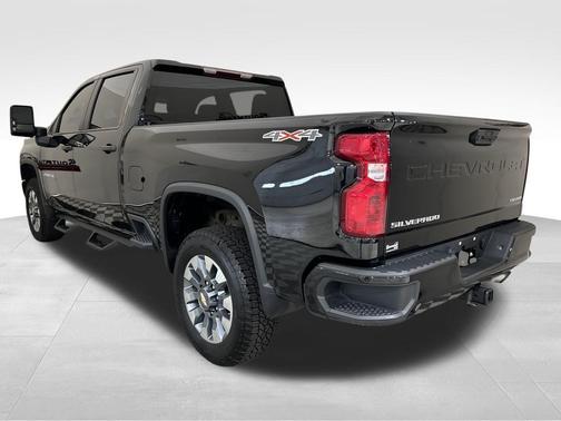 2023 Chevrolet Silverado 2500 Custom