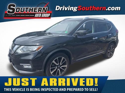 Magnetic Black Pearl 2019 Nissan Rogue SL