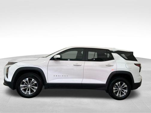 Summit White 2025 Chevrolet Equinox LT
