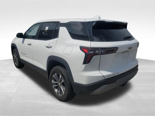 Summit White 2025 Chevrolet Equinox LT