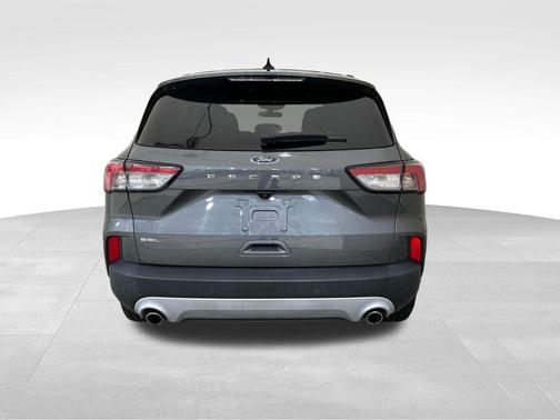 Gray Metallic 2022 Ford Escape SEL