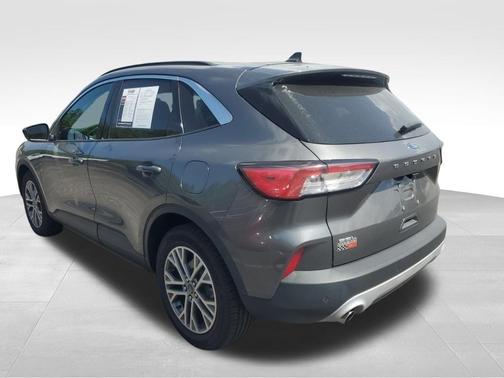 Gray Metallic 2022 Ford Escape SEL